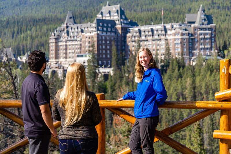 Banff: Wildlife and Sightseeing Minibus Tour - Tunnel Mountain Drive Views and Wildlife Spotting Opportunities
