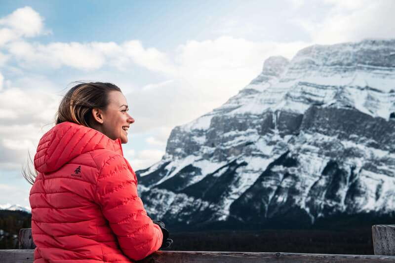 Banff: Wildlife and Sightseeing Minibus Tour - Why the Local Guide Makes the Difference