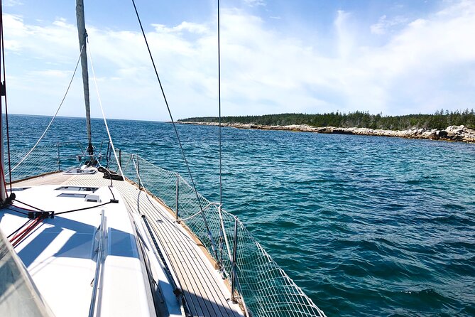 Best of Halifax Harbour Boat Tour - The Yacht Comfort: Beneteau Oceanis on Halifax Water