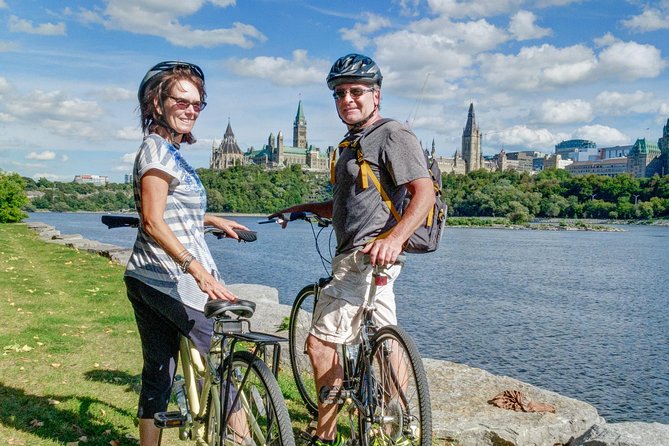 Best of Ottawa Neighbourhoods & Nature Bike Tour - Fletcher Wildlife Garden: A Quiet Pause for Birds and Calm
