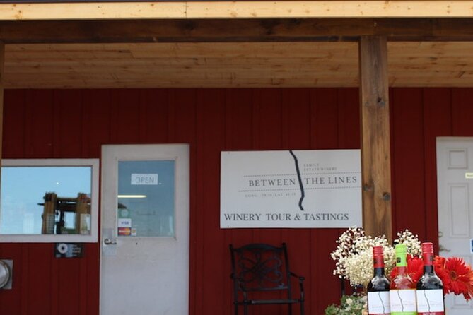 Between the Lines Black Glass Wine Tasting in Niagara-on-the-Lake - Who Should Book This Black Glass Tasting (And Who Might Skip It)