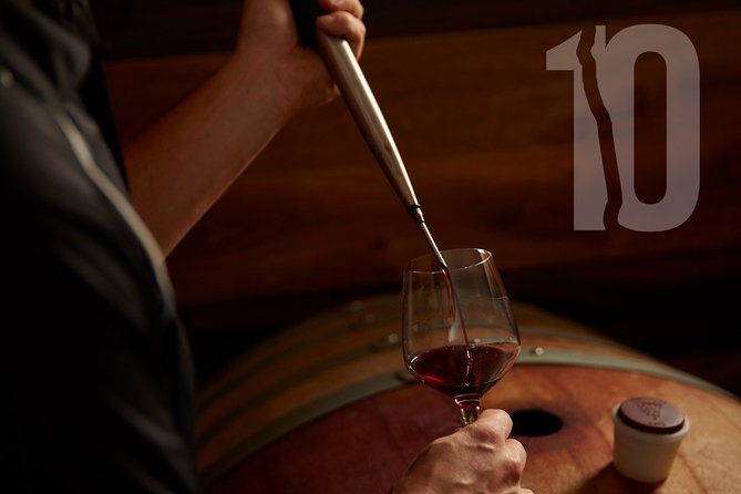 Between The Lines Classic Wine Tasting - A tasting bar stop that fits Niagara schedules