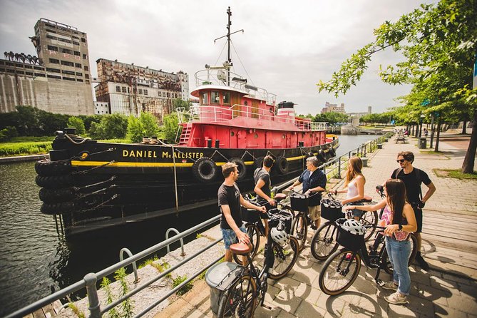 Bike / E-bike Tour : Downtown, Old Montreal, Waterfront by Fitz - Old Port and the St. Lawrence Edge: River Views Without the Walking Marathon