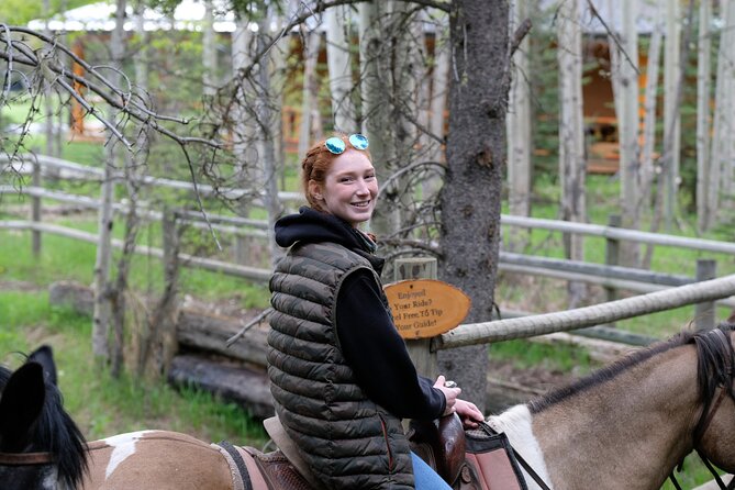 Buffalo Loop 1-Hour Horseback Trail Ride in Kananaskis - What to wear for this ride, so you stay comfortable (and allowed on the horse)