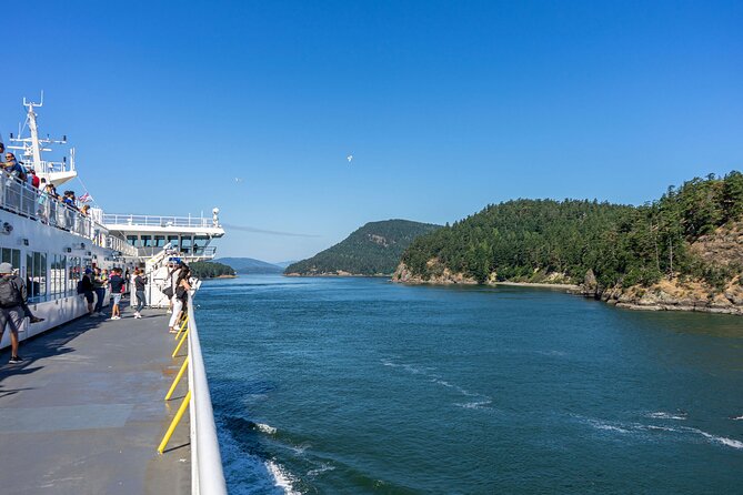 Butchart Gardens and Victoria Tour from Vancouver - Victoria in Two Hours: Mile O, Ogden Point, Wharf Views, and Chinatown