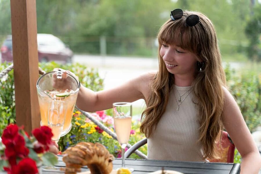 Buzz + Bites! Lunch for Two in East Kelowna - Guided honey-wine tasting: what you actually get and how to enjoy it