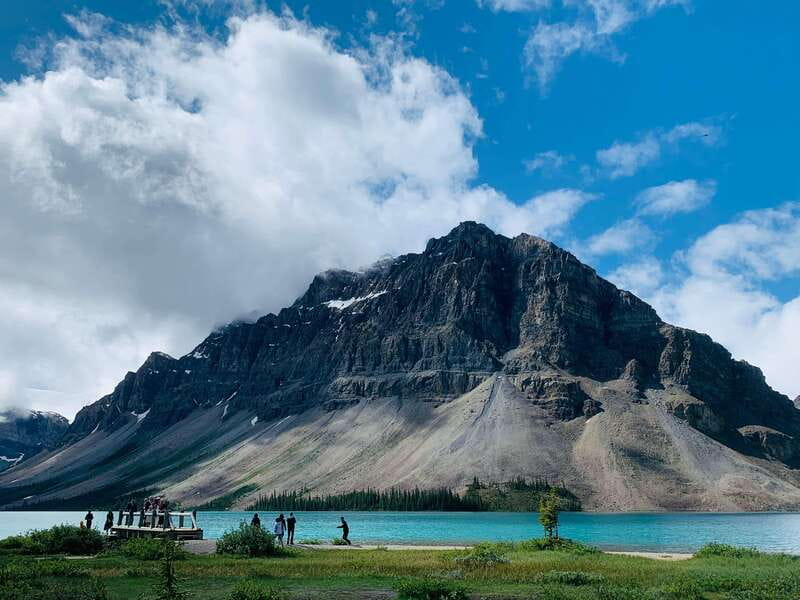 Calgary: 3-Day Lake Louise, Moraine, Emerald, Yoho, Icefield - Day 3: Crowfoot Glacier pass-by, Bow Lake, Columbia Icefield, and Peyto Lake in Jasper