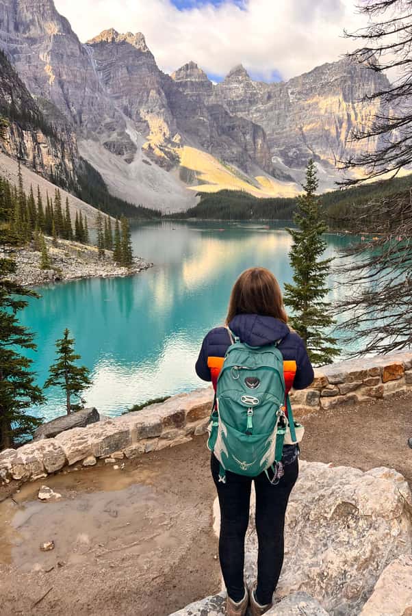Calgary, Banff: Lake louise , Moraine ,Emerald Lake day Tour - Off-season swap: Lake Minnewanka, Two Jack Lake, and Banff town time