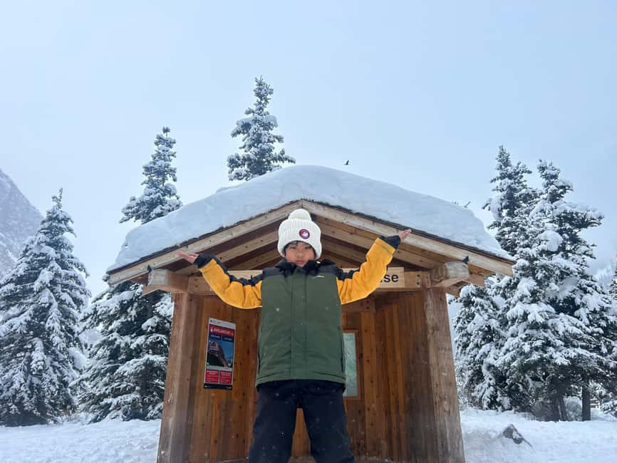 Calgary/Canmore/Banff: BEST of BANFF with LAKES Group Tour - Start points in Calgary and Canmore, then a scenic push into Banff