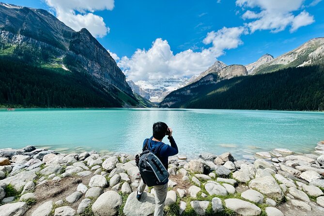 Calgary/Canmore/Banff: Moraine Lake & Lake Louise Return Shuttle - Bonus time in Banff and Canmore: quick scenery breaks
