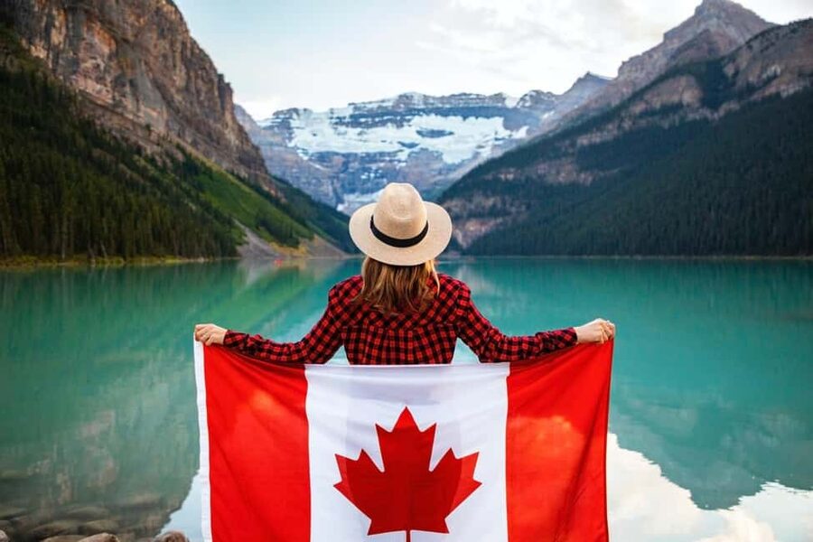 Calgary/Canmore: Lake Louise, Moraine Lake, & Banff Day Tour - How this tour keeps your Banff day from turning into chaos