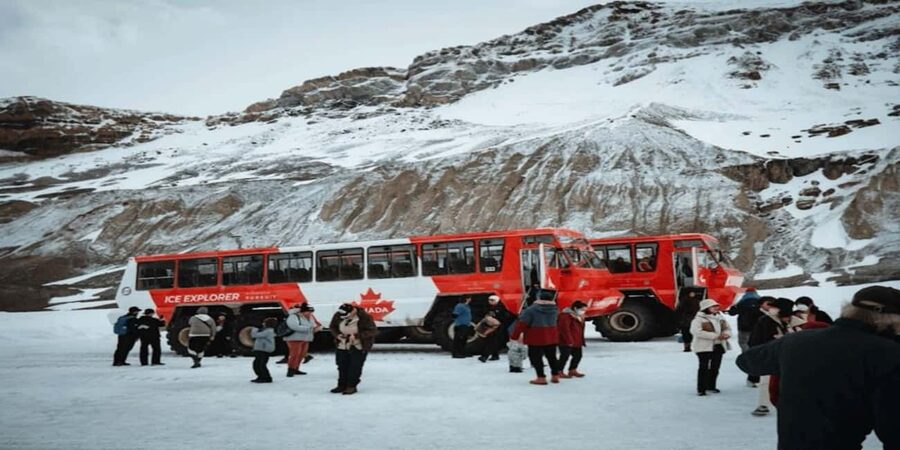 Calgary: Icefield Adventure, Skywalk and three Glaciers Tour - Columbia Icefield Discovery Centre: where the glacier story gets real