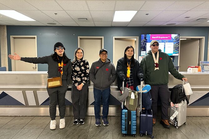 Calgary YYC Airport: Affordable Shared Shuttle to Banff & Canmore - Finding the Banff Explorer counter at YYC arrivals, without the stress