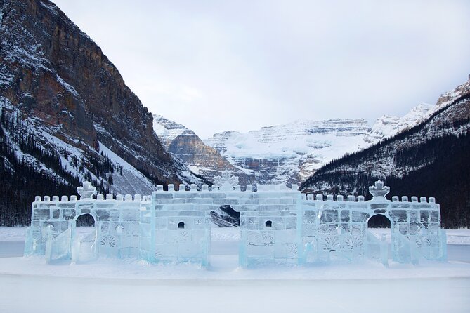 Calgary YYC Airport: Hassle-free Private Transfer to Lake Louise - When weather and flight changes happen, plan smart