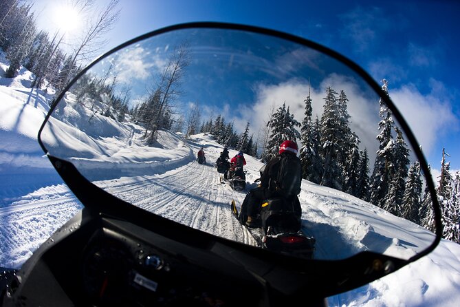 Callaghan Cruiser Snowmobile Tour - Safety rules that affect who can drive (and who should pass)