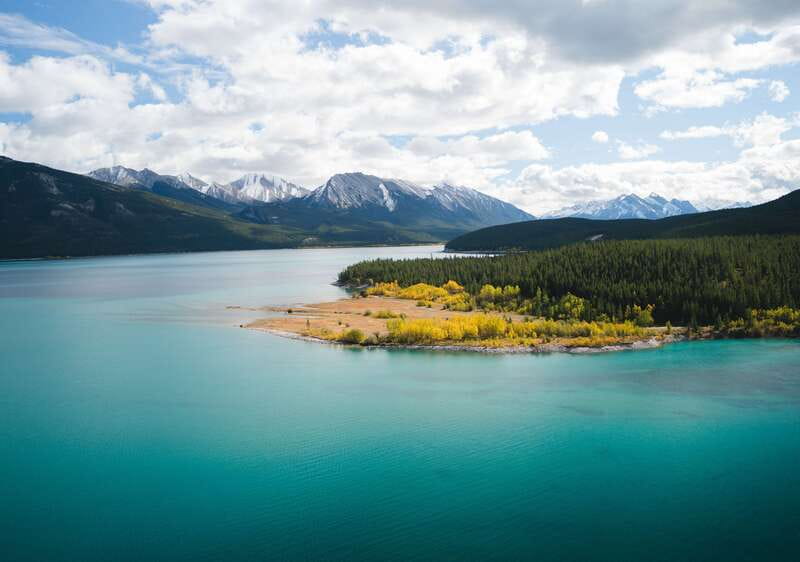 Canadian Rockies: Helicopter Flight with Exploration Hike - Key things I’d zero in on before you go