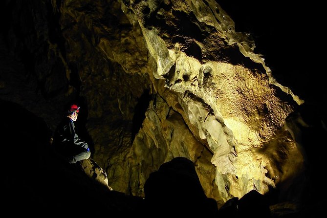 Canmore Caving Explorer Tour - Rat’s Nest Cave in Canmore: what the half-day adventure is really like