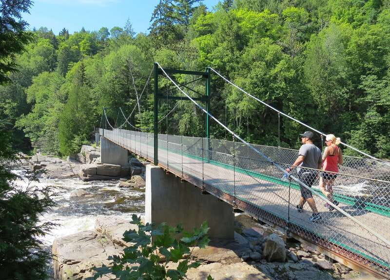 Canyon Sainte-Anne: Park Admission Ticket - Crossing the three suspension bridges: the best “wow per step” moment