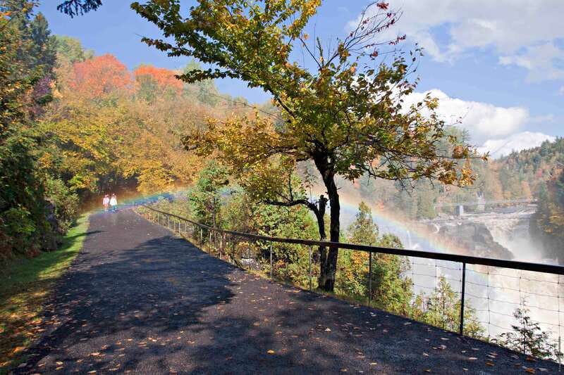 Canyon Sainte-Anne: Park Admission Ticket - Rainbows and viewpoints: how to plan for the best moments
