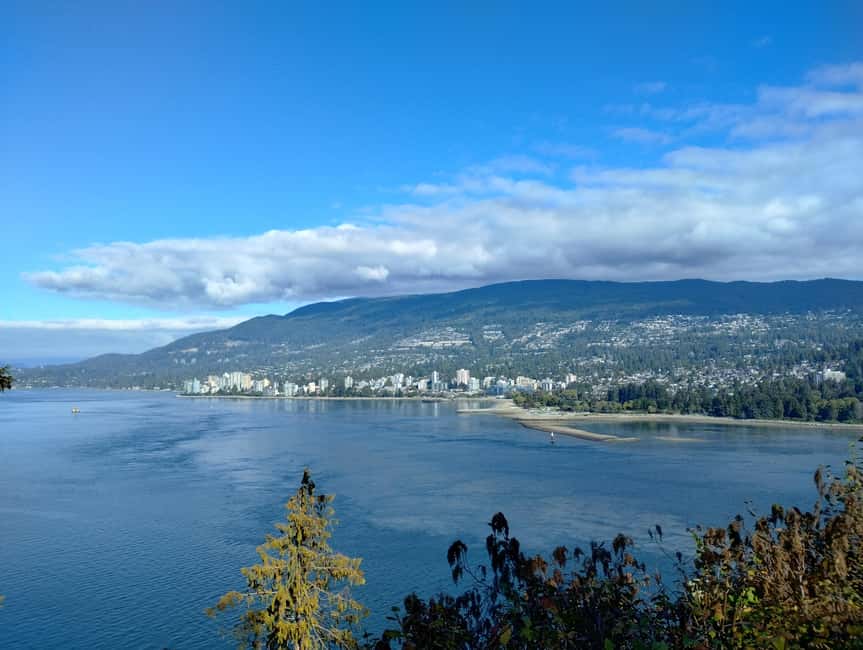 Capilano Br+Grouse Mtn+Dam+Lake&Hatcher/5in1/Small Group/Car - Capilano Lake Regional Park: a calmer pocket when your feet need it