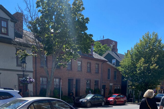 Charlottetown Walking Tour - Price and logistics that make sense for first-time visitors