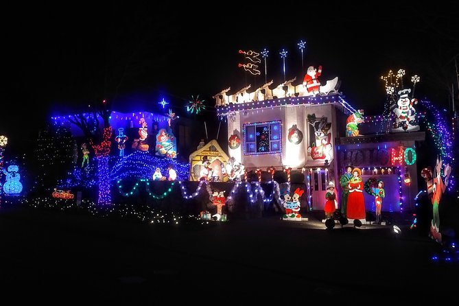 Christmas in Victoria and the Butchart Gardens - Why this Victoria Christmas lights loop is such a good use of time
