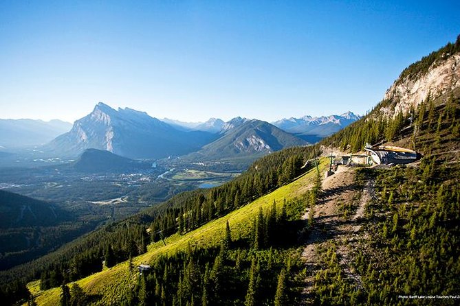 Circle West - Canadian Rockies Round Trip Bus Tour From Vancouver - Comfort on the coach: what to expect with long highway days