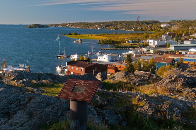 City and Culture Tour of Yellowknife - Bush Pilots Monument: panoramic orientation in 15 minutes