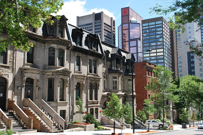 City tour; Like a Montrealer - Meeting point at Metcalfe and René-Lévesque, then off to downtown