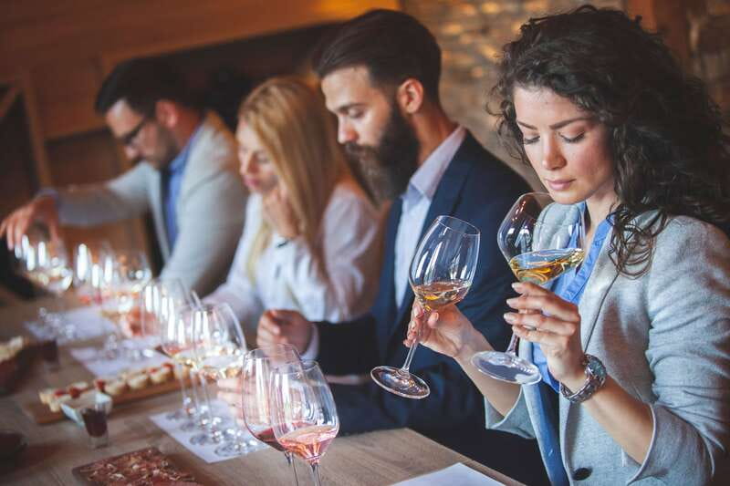 Collingwood: Blue Mountains Wine and Cider Tasting Tour - Meeting at Blue Mountain Village and riding in comfort