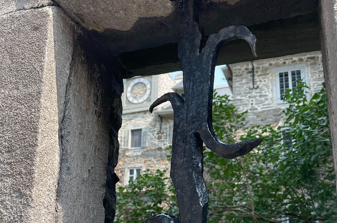 Colonial Secrets of Old Montreal Walking Tour - Price and value: why $4.50 changes the decision