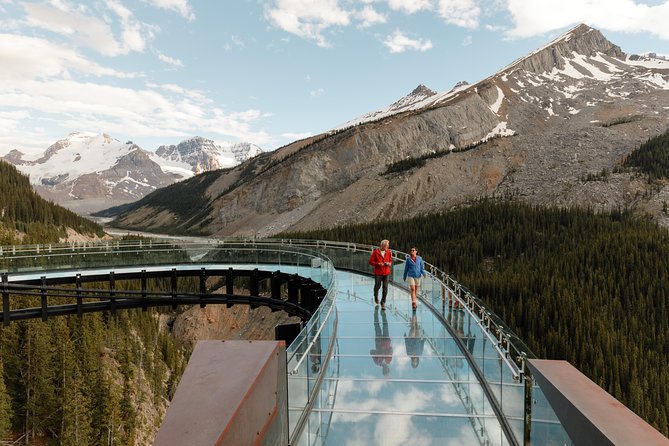Columbia Icefield Tour with Glacier Skywalk from Calgary - Lunch, Banff time, and why the day feels long from Calgary