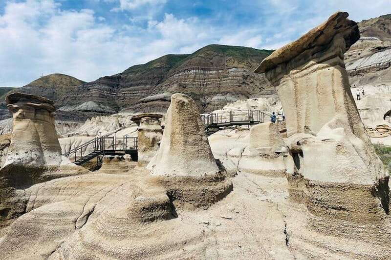 Day of Dinosaurs and Hoodoos From Calgary to the Badlands - Royal Tyrrell Museum: fossils, exhibits, and a skip-the-line advantage