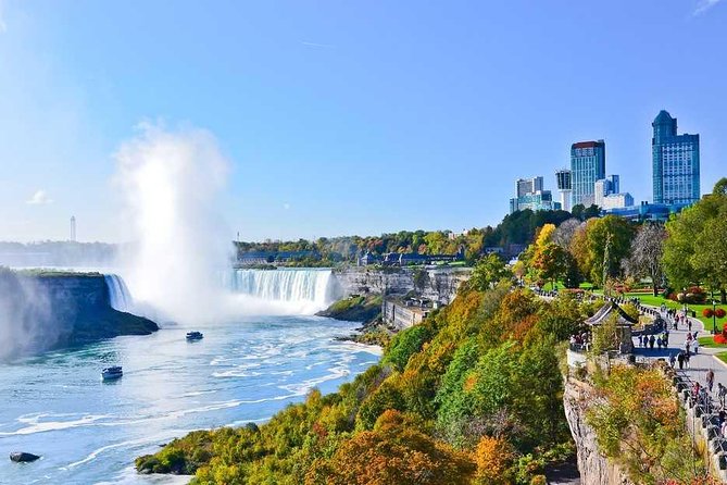 Day-Trip from Toronto to Niagara Falls with skip-the-line boat - Quick photo wins at Horseshoe Falls and Whirlpool Rapids Gorge