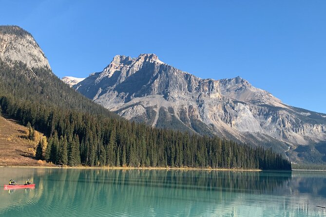 Day Trip: Lake Louise, Moraine Lake, Emerald Lake, Banff - A one-day hit list for Banff and Yoho lakes and rock
