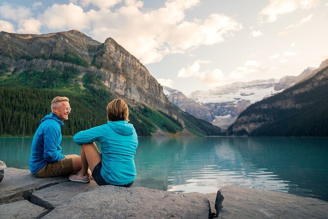 Day Trip: Lake Louise, Moraine Lake, Emerald Lake, Banff - Moraine Lake permit season and the Rockpile viewpoint plan