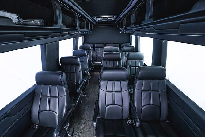 Departure Private Transfer Vancouver to Vancouver YVR or Cruise Port by Minibus - Meet-and-Greet at Your Hotel, Not a Parking Lot Surprise
