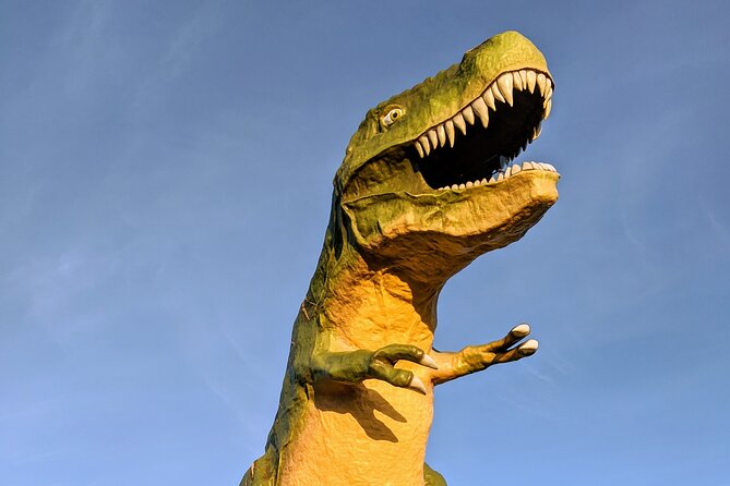 Dinosaurs, Canyons & Ghost Towns: Ultimate Drumheller Day Tour - Who this tour fits best (and who should skip it)