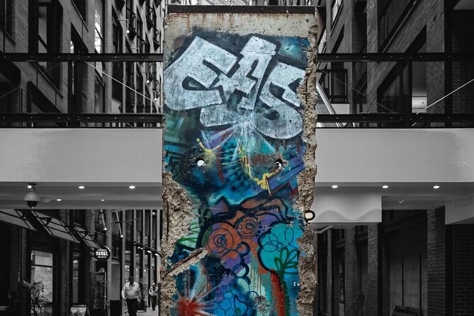 Discover Montreal's Underground City - Reso - Passage Through the RESO: The Cruise Ship Vibe, But Make It Functional