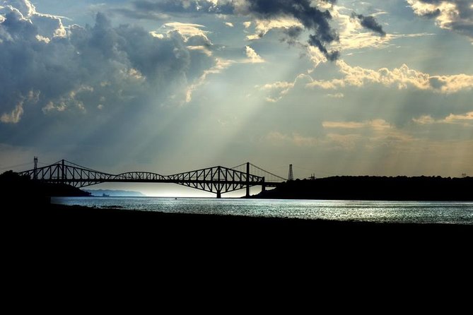 Discover Quebec With a Private 4-Hour City Tour - Pickup timing, van comfort, and how to avoid feeling rushed