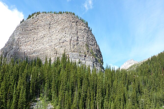 Discover the Lake Agnes Tea House Trail with an Audio Nature Tour - Should You Book This Lake Agnes Audio Tour?