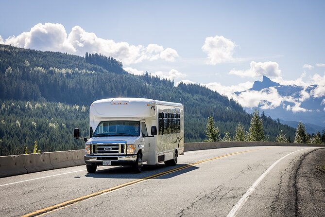 Downtown Vancouver to Whistler Private Transfer - Your Ride Details: Leather Seating, Privacy Windows, and Real Storage