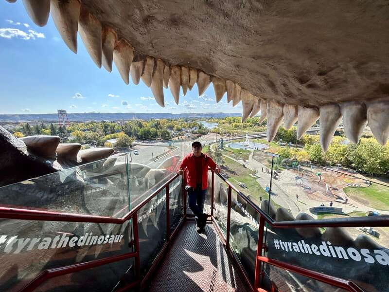 Drumheller Full-day Private Sightseeing Tour - Photo stop starts: Drumheller Welcome Sign and the World’s Largest Dinosaur