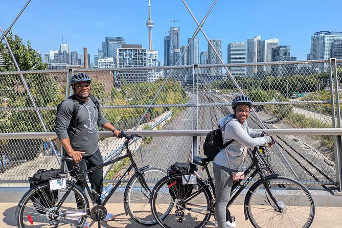 E-bike Toronto's Dynamic Neighbourhoods - Key highlights you’ll feel during the ride