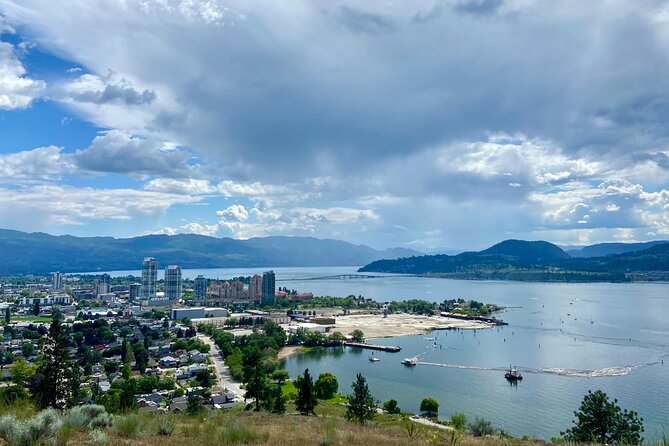eBike Rentals in Kelowna - Lakefront and Mission Creek: two routes that make time feel longer