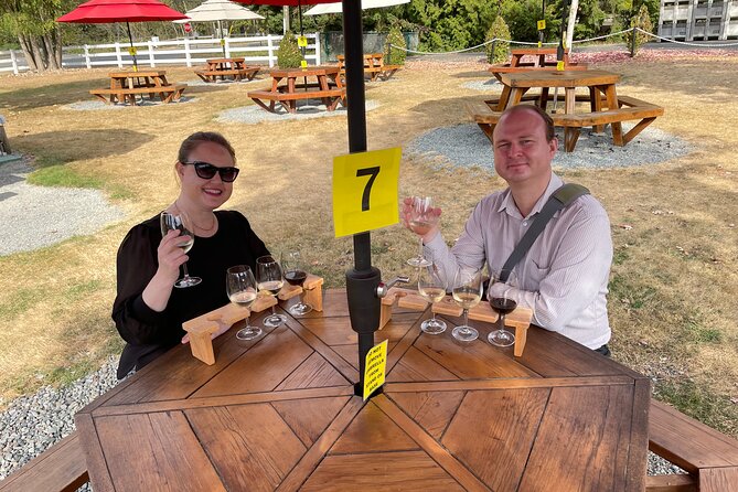 Elegance Unforgettable Tesla Wine Tour & Lunch - Stop 2: Township 7 Vineyards, where sparkling ambitions start