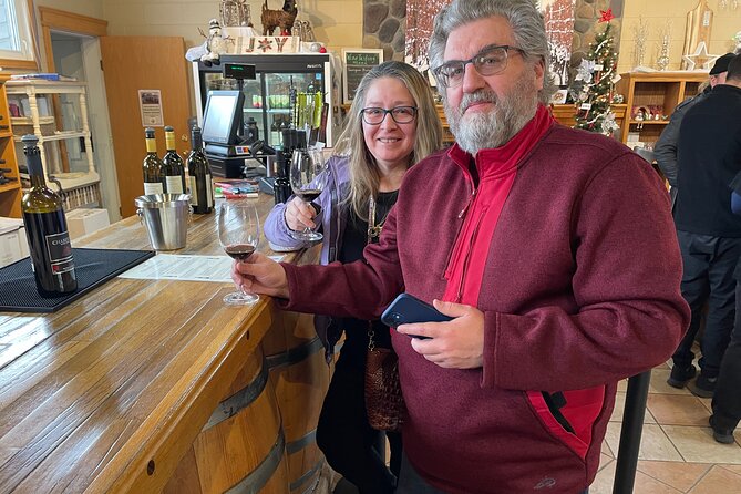 Elegance Unforgettable Tesla Wine Tour & Lunch - The charcuterie pairing and the lunch question