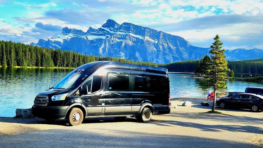 Emerald Lake,Lake Louise JohnstonCanyon&Banff Tour - Banff town free time, plus a sunset-style stop