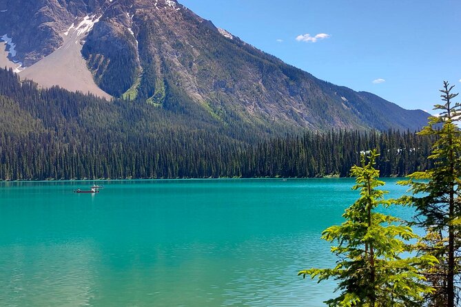 Emerald Lake Lake Louise Moraine Lake Half Day Tour - Lake Louise: 1 hour 15 minutes and the Fairmont backdrop