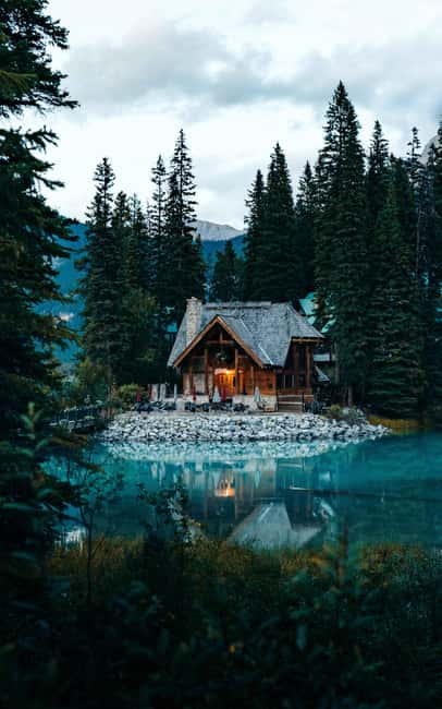 Emerald Lake, Louise, Takakkaw Falls, Johnston Canyon & More - Key things that make this tour click